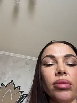 StripBianka: απευθείας συνομιλία ΧΧΧ