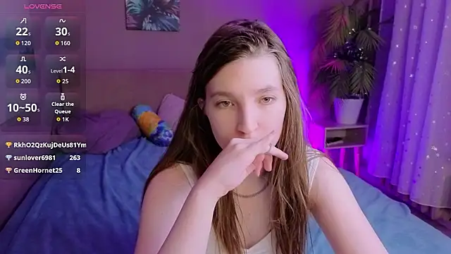 Mia_Myles 现场XXX聊天