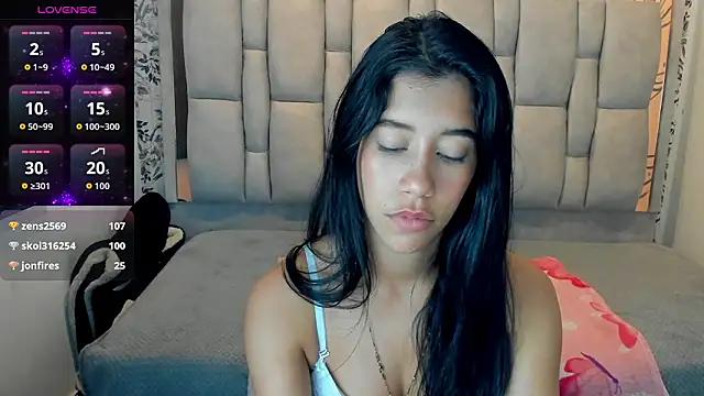 XXX chat uživo modela Connie_Bell