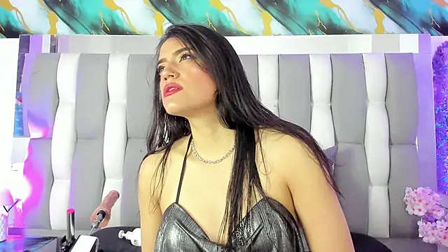 دردشة IsaDiiaz الجنسية المباشرة