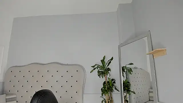 Julieth_brown_: απευθείας συνομιλία ΧΧΧ