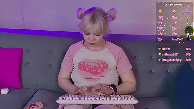 Chat XXX ao vivo de Waifu_Ketrin