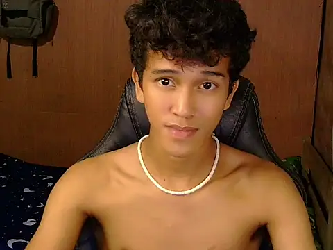 Živý XXX chat hugekenbigcock