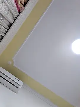 XXX chat uživo modela DOMINATOR_SIR-MASTER