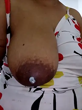 addicted_puzzy's Live XXX Chat