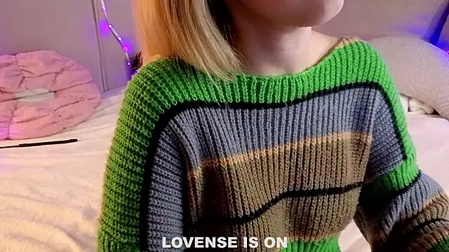 AngelicRice élő XXX-chatje