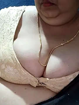 tamilthanushri live XXX chat