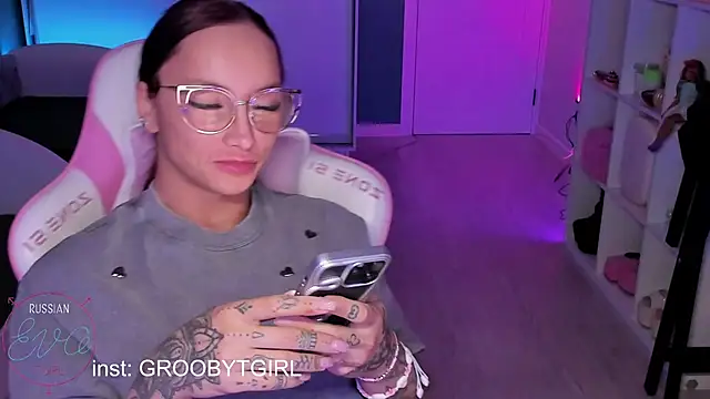 Chat XXX ao vivo de SibylVex