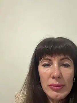 LadyLuxLover Adlı Modelin Canlı XXX Sohbeti