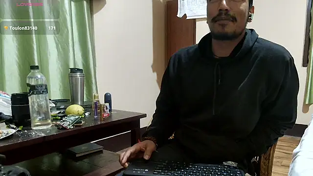 Chat XXX en directo de Gre3k_god