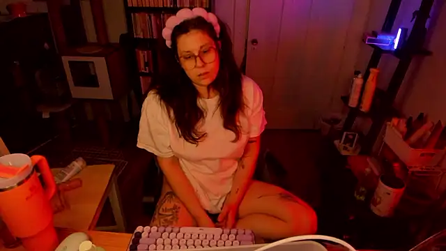 Chat XXX ao vivo de Rosiee69_