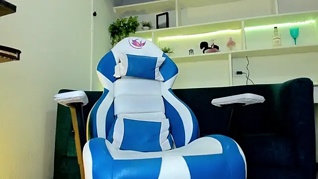 Samantha_Martiness' Live XXX Chat