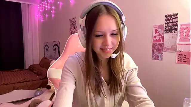 Nelly_Sweetgirl élő XXX-chatje