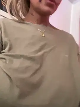 meliAngelical Pertunjukan Webcam