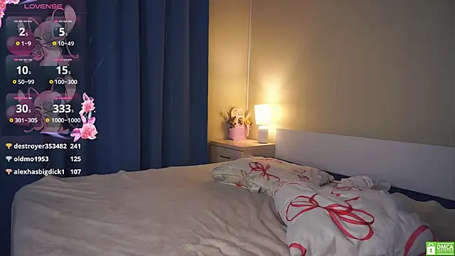 LoraDavi 现场XXX聊天