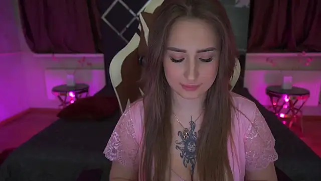 GentleAdellee Chat XXX in diretta