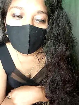 دردشة SexyRayla الجنسية المباشرة