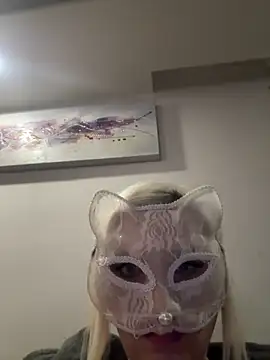 irinaaaa___cremaaa – Naživo XXX chat