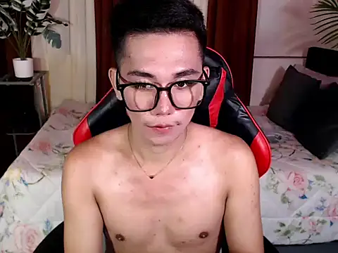 Chat XXX en directo de drinkmycumx