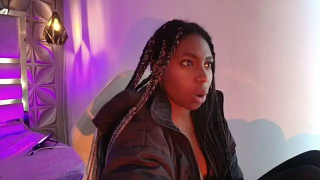 Chatroom XXX en direct de Queen_perla_