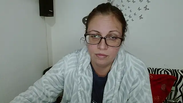 LadyHellene élő XXX-chatje