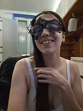 PearMaki live XXX chat