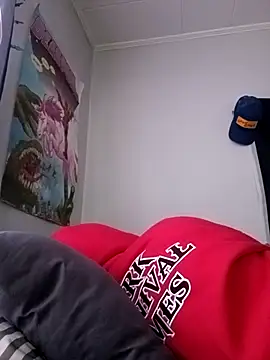 ChuckyyDee's Live XXX Chat