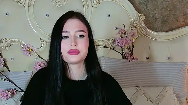 Chatroom XXX en direct de EmmaLawrens