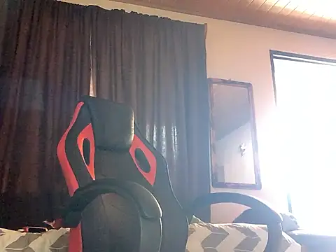 Nooneisthis Chat XXX in diretta