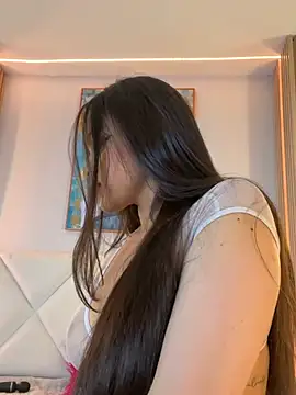 Chat XXX en directo de Mila_Hank_