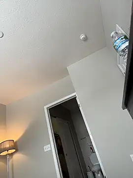 AllesandraLove élő XXX-chatje