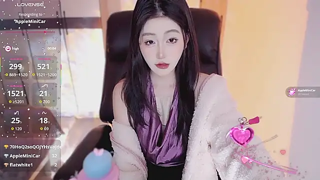 Chat XXX en directo de Ennaily