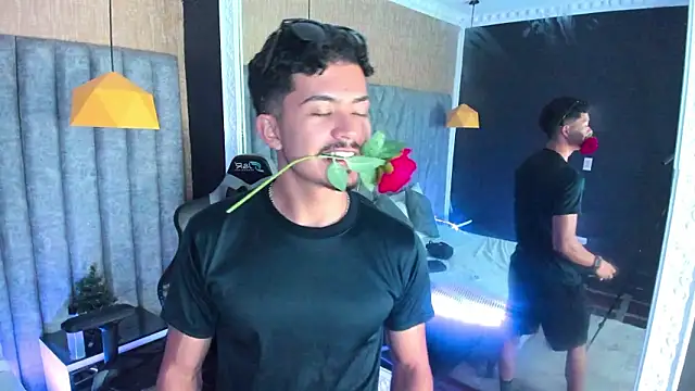 Chatroom XXX en direct de NicolaiKarav