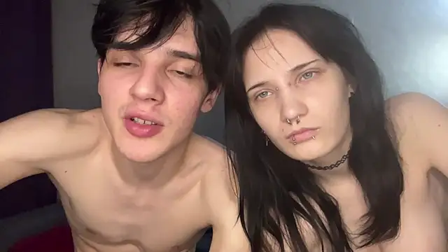 altycouple Chat XXX live
