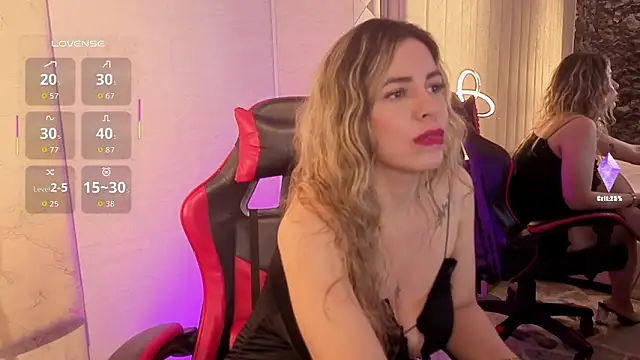 Chatroom XXX en direct de JulieDeep