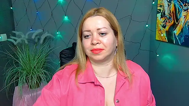 OliviaVerr Chat XXX in diretta