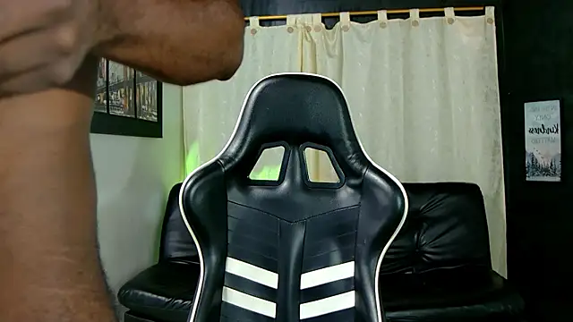 Black_indiian 网络视讯表演