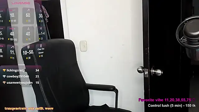 Andy_Roses live XXX chat