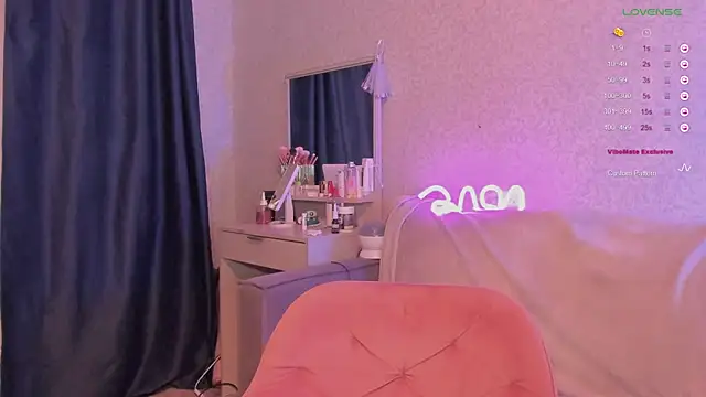 ReinaKousaka Chat XXX in diretta