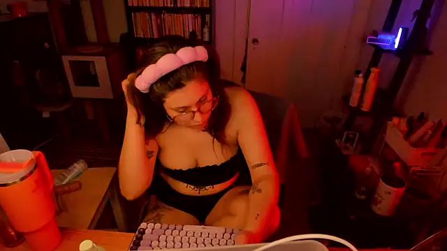 Rosiee69_'s Live XXX Chat