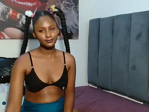 Moreish-06's Live XXX Chat