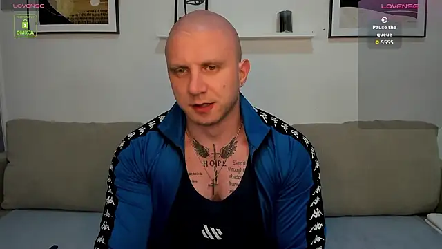 Gerard_Finbar live XXX chat