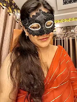 noty_girl2 – Kamerová šou