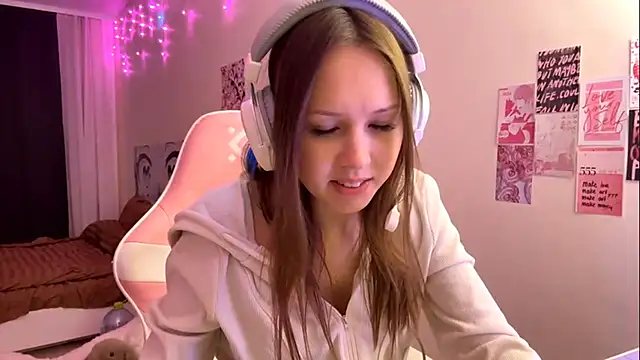 Chatroom XXX en direct de Nelly_Sweetgirl