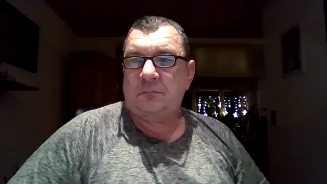 Nobbie444 网络视讯表演