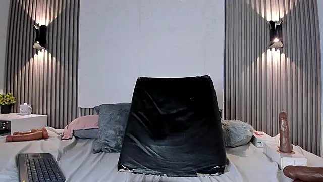 Chatroom XXX en direct de Zafiiraa