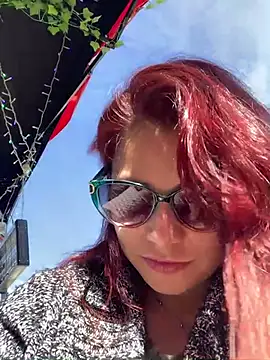 Živý XXX chat 3littleschoolteens