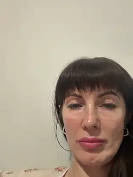 LadyLuxLover 现场XXX聊天