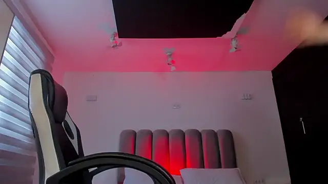 AlliceCopperのライブXXXチャット