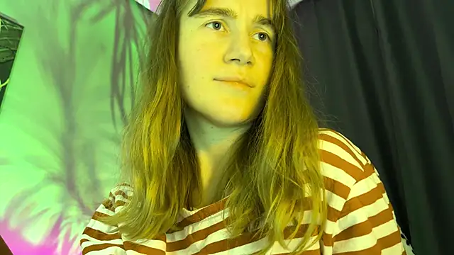 kleya_ Adlı Modelin Canlı XXX Sohbeti